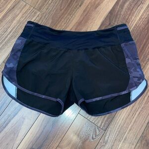 Zyia Shorts Size XL